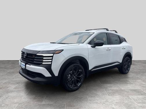 Aspen White Tricoat 2026 Nissan Kicks SR
