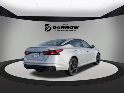 2025 Nissan Altima SR AWD
