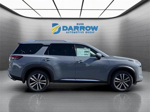 2025 Nissan Pathfinder Platinum 4WD