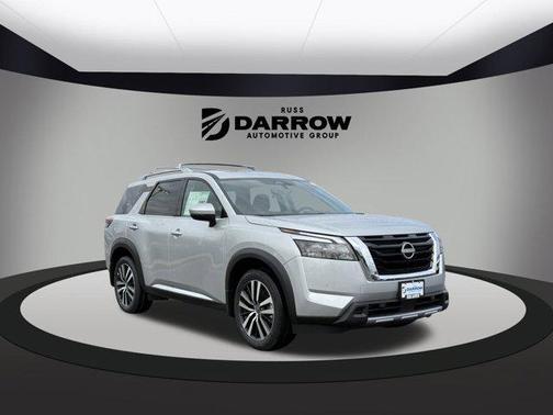 2025 Nissan Pathfinder Platinum 4WD