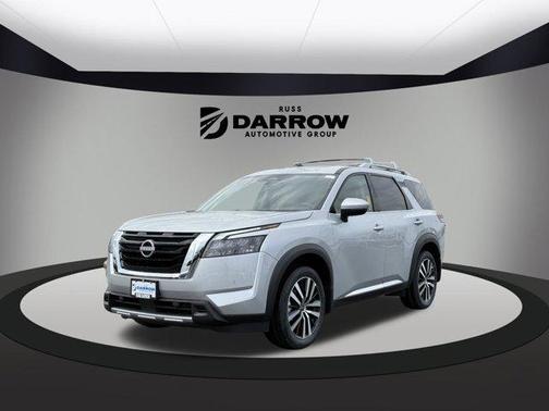 2025 Nissan Pathfinder Platinum 4WD