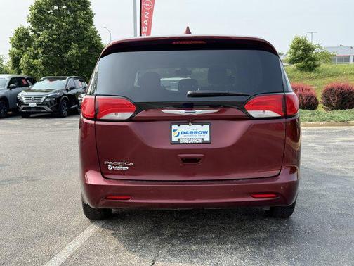 2017 Chrysler Pacifica Touring