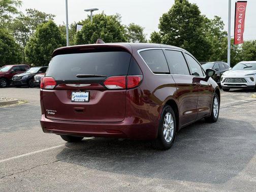 2017 Chrysler Pacifica Touring