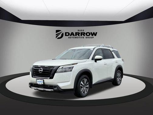 2022 Nissan Pathfinder SL 4WD