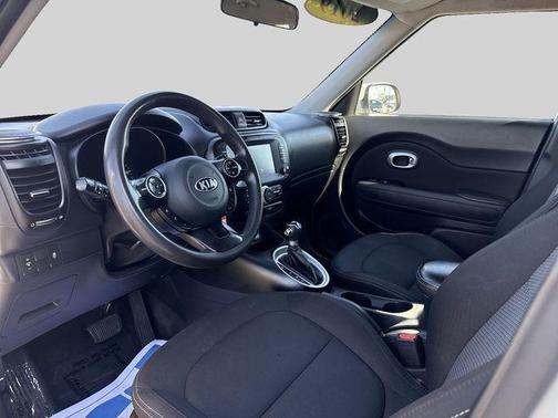 Clear White 2019 Kia Soul +