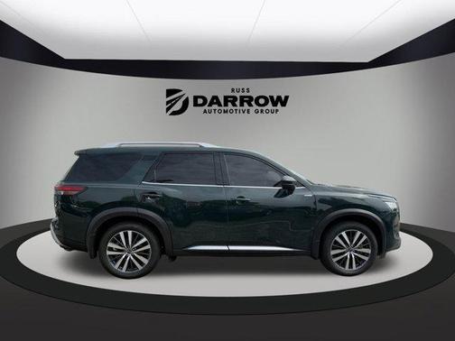2022 Nissan Pathfinder Platinum 4WD