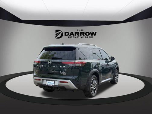 2022 Nissan Pathfinder Platinum 4WD