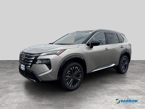 Champagne Silver Metallic/Super Black 2026 Nissan Rogue Platinum