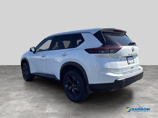 Everest White Pearl Tricoat 2026 Nissan Rogue SV