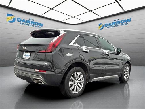 2022 Cadillac XT4 Premium Luxury