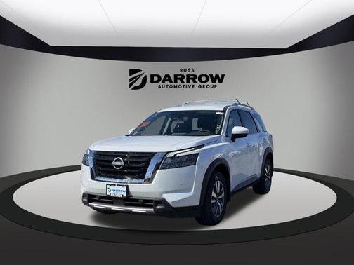 2025 Nissan Pathfinder SL 4WD