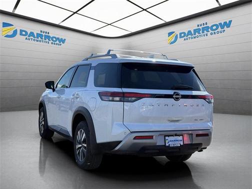 2025 Nissan Pathfinder SL 4WD