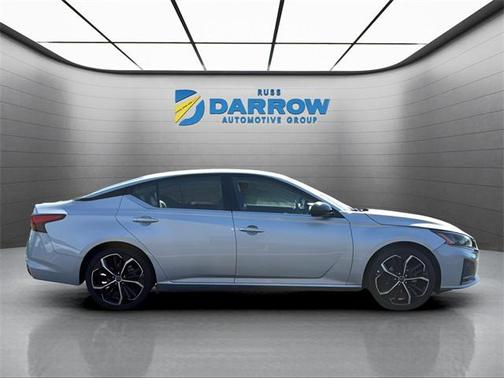 2023 Nissan Altima SR FWD