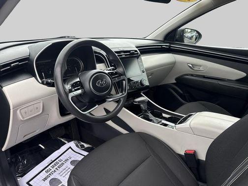 Shimmering Silver 2023 Hyundai TUCSON SEL