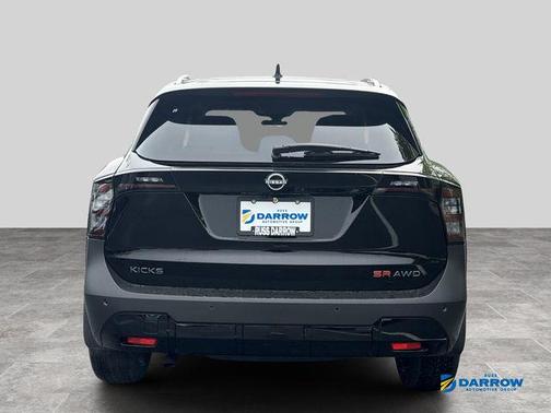 Super Black 2026 Nissan Kicks SR