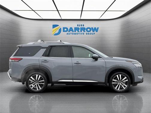 2025 Nissan Pathfinder Platinum 4WD