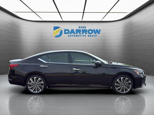 Super Black 2023 Nissan Altima 2.5 SL