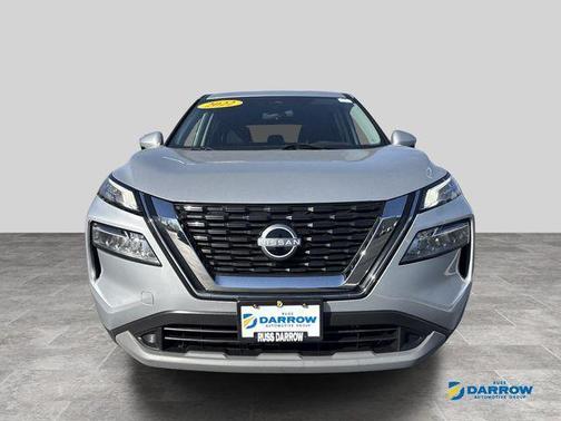 Brilliant Silver Metallic 2022 Nissan Rogue SV
