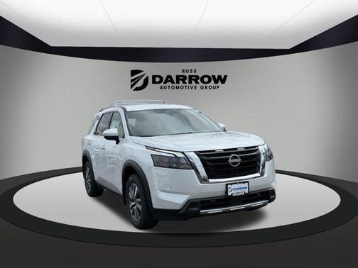 2025 Nissan Pathfinder SL 4WD