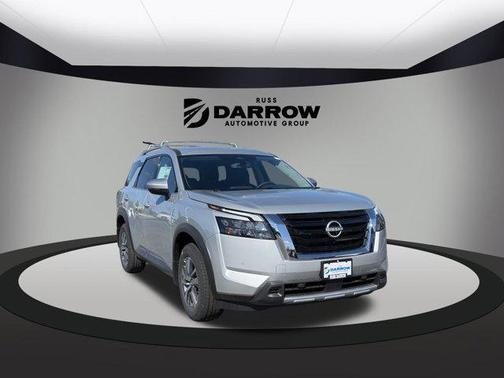 2025 Nissan Pathfinder SL 4WD