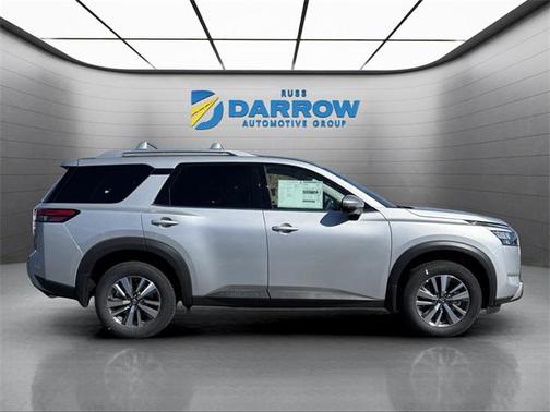 2025 Nissan Pathfinder SL 4WD