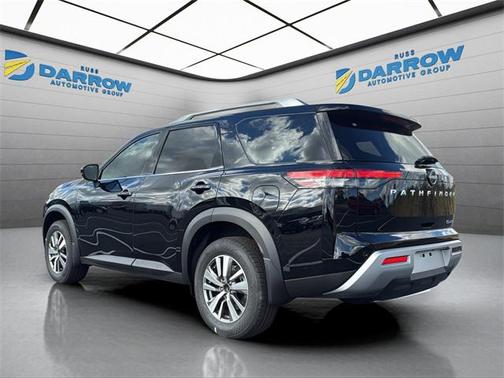 2025 Nissan Pathfinder SL 4WD