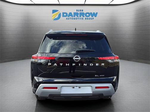 2025 Nissan Pathfinder SL 4WD