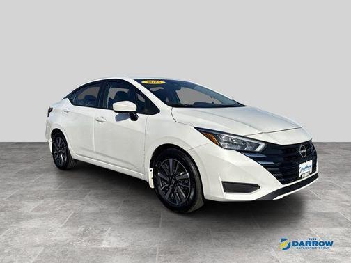 Aspen White Tricoat 2025 Nissan Versa 1.6 SV