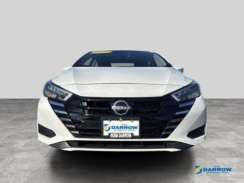 Aspen White Tricoat 2025 Nissan Versa 1.6 SV