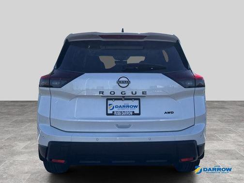 Everest White Pearl Tricoat 2026 Nissan Rogue Dark Armor