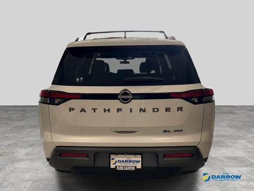 Everest White Pearl Tricoat 2026 Nissan Pathfinder SL