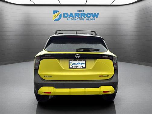 2026 Nissan Kicks SR