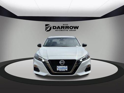 2022 Nissan Altima SR VC-Turbo FWD