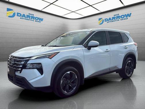 Everest White Pearl 2025 Nissan Rogue SV