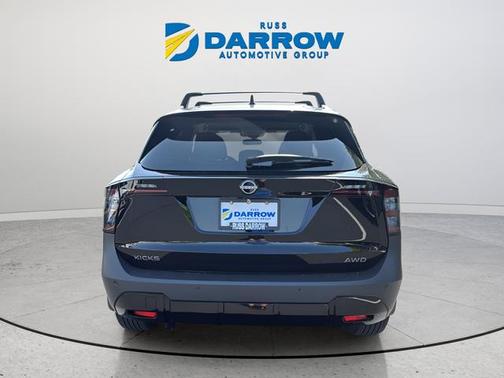 Super Black 2026 Nissan Kicks SV