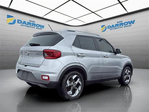 2024 Hyundai VENUE SEL