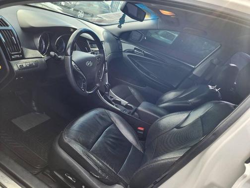 2012 Hyundai SONATA Limited