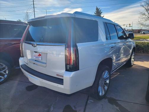 2018 Cadillac Escalade Platinum