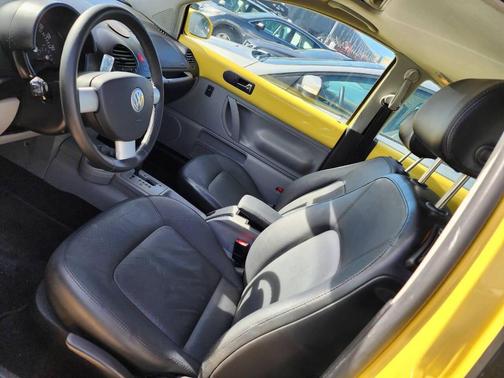 2005 Volkswagen New Beetle GLS