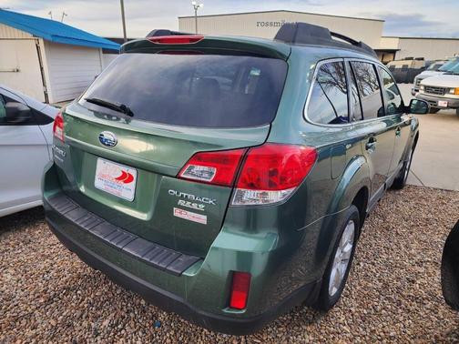 2010 Subaru Outback 2.5 i Limited