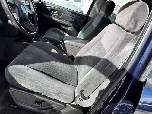 2007 GMC Envoy SLE 4dr SUV 4WD