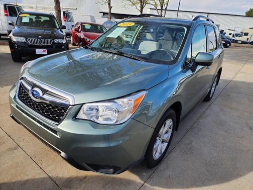 Jasmine Green Metallic 2015 Subaru Forester 2.5i Premium