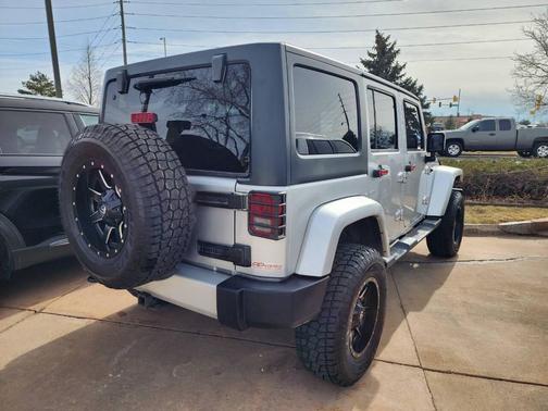 2011 Jeep Wrangler Unlimited Sahara