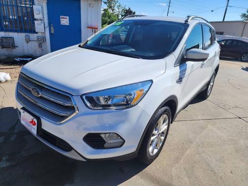 White 2018 Ford Escape SE