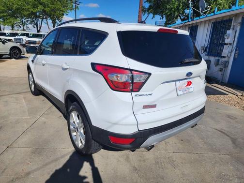 White 2018 Ford Escape SE