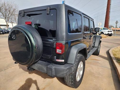 2011 Jeep Wrangler Unlimited Sahara