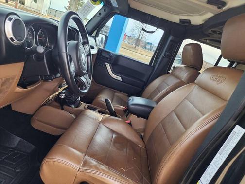 2011 Jeep Wrangler Unlimited Sahara