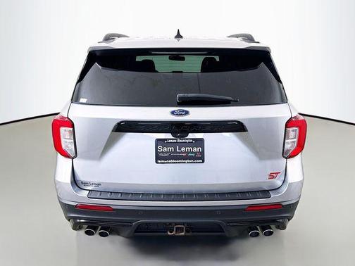 Iconic Silver Metallic 2021 Ford Explorer ST