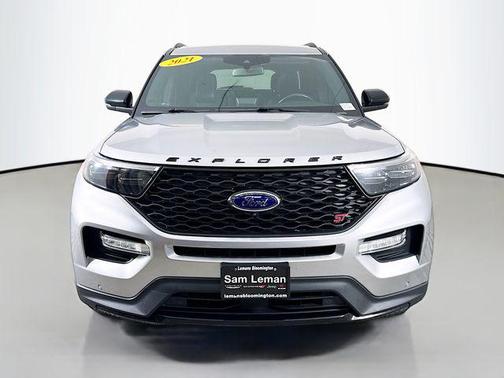 Iconic Silver Metallic 2021 Ford Explorer ST