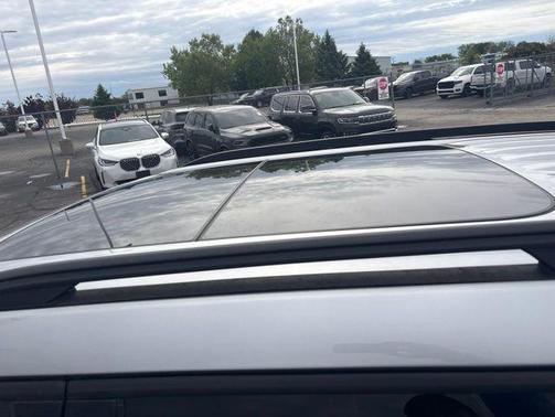 Iconic Silver Metallic 2021 Ford Explorer ST